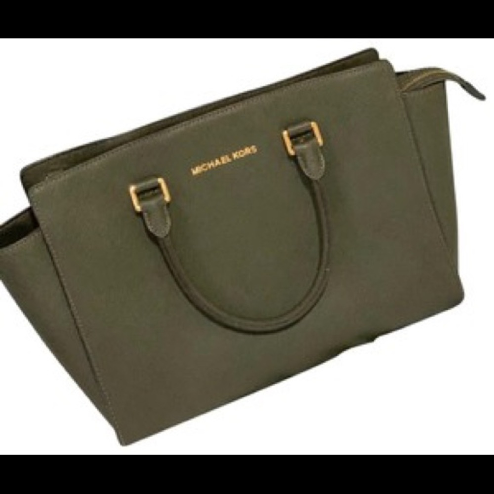 Michael Kors Large Selma Large Bag- Olive Green